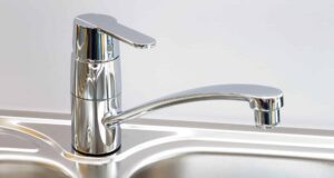 produtos quotidianos em aço inoxidável